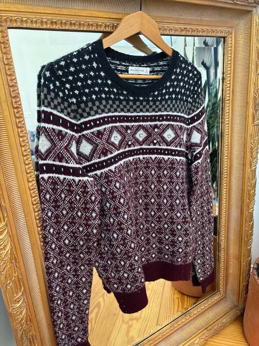 Abercrombie & Fitch Embellished Fair Isle Wool Blend Sweater Size S